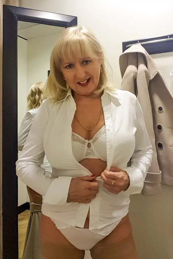 Versaute 31 Profile mit Sexkontakt Hamburg